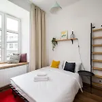 公寓 Wola Karolkowa Cosy By Bookinghost 华沙